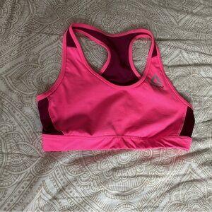 Reebok Women's Sport Bra Size Small Speedwick Pre-owned.